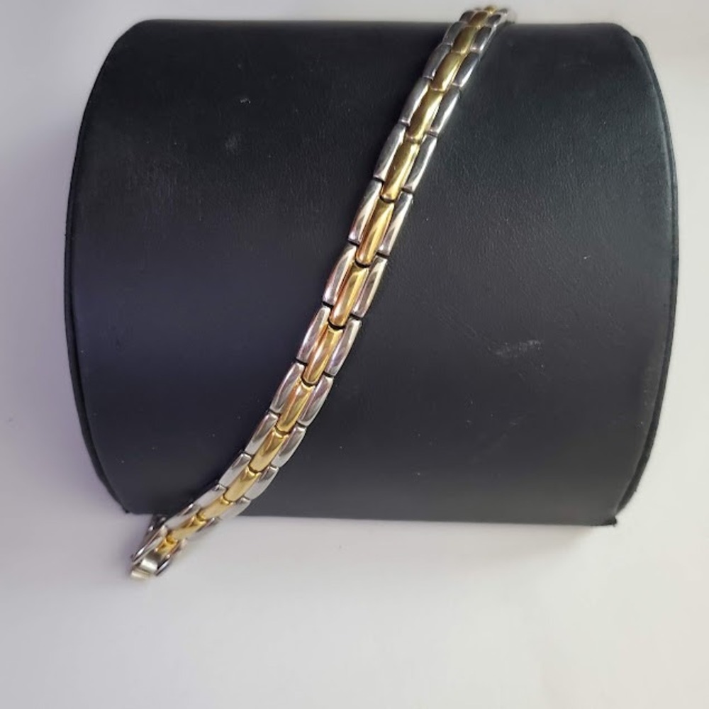 Magnetic Therapy Two Tone Gold Silver Link Bracelet 7.75 Inch Unisex Wellness